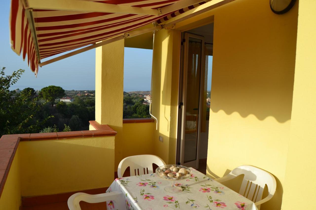 Villa Antonella Zambrone Buitenkant foto